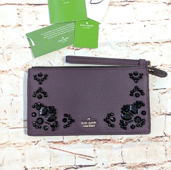 kate spade Handbags - Kate Spade Anderson Embellished Ciara Wristlet